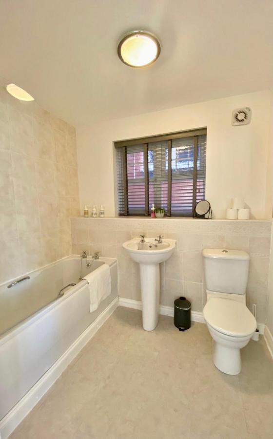 Chase Heights Apartamento Rugeley Exterior foto